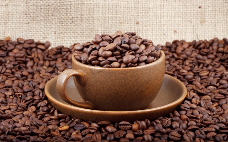 استفاده از قهوه در صنعت؛ کاربرد و مزایا